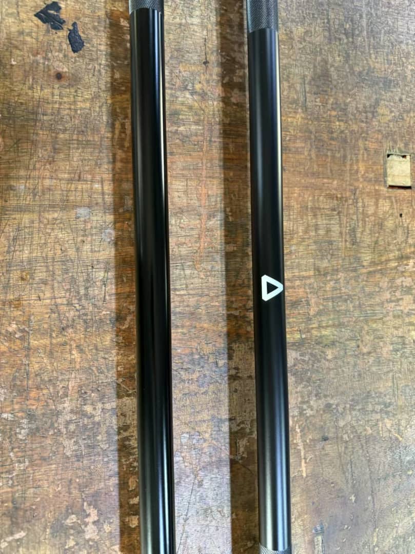 Healthy Bastards — Barbell · shaft & endcap
